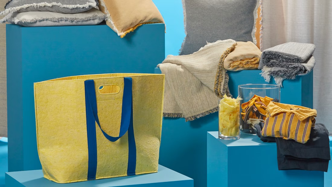 IKEA lanserar ny unik kollektion ”Växelbruk” tillverkade av återvunna personalkläder
